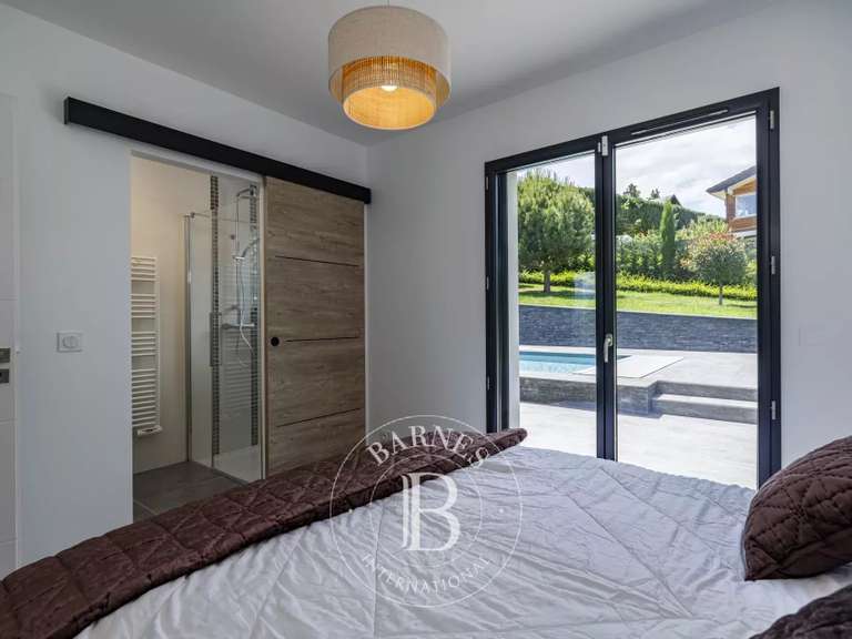 Maison Reignier - 4 chambres - 164m²