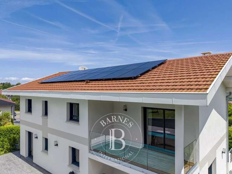 Maison Reignier - 4 chambres - 164m²