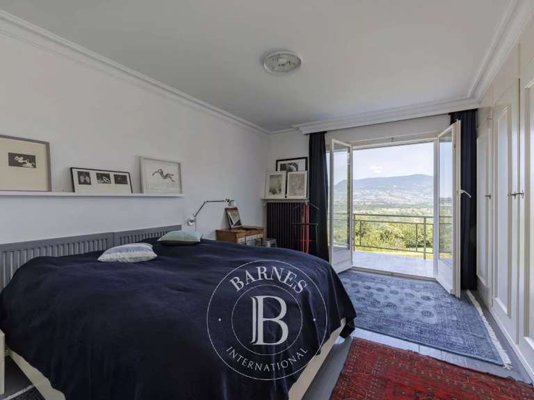 Maison Reignier - 4 chambres - 211m²