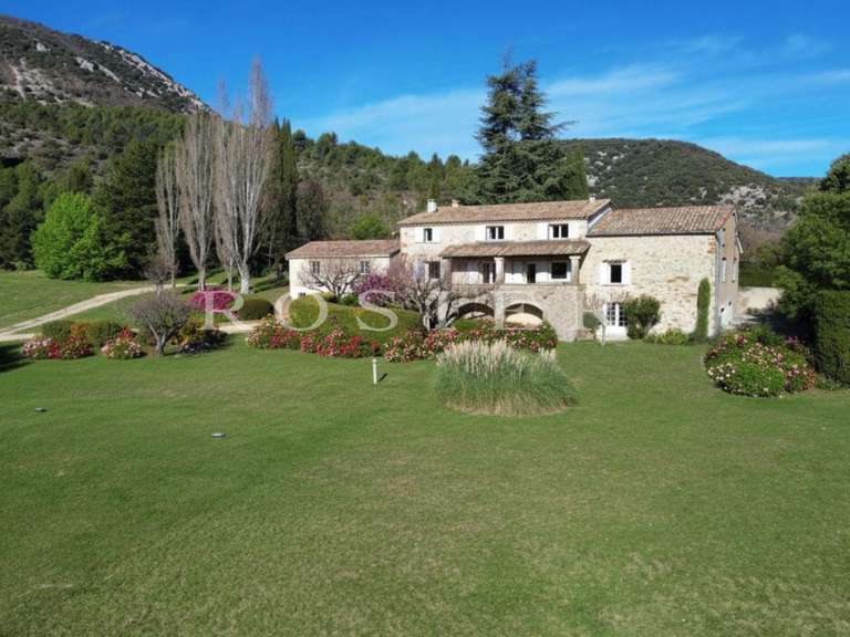 Maison Reilhanette - 7 chambres - 287m²