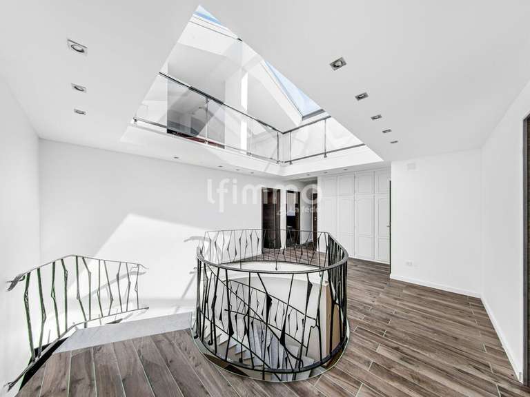 Villa Reiningue - 6 chambres - 486m²