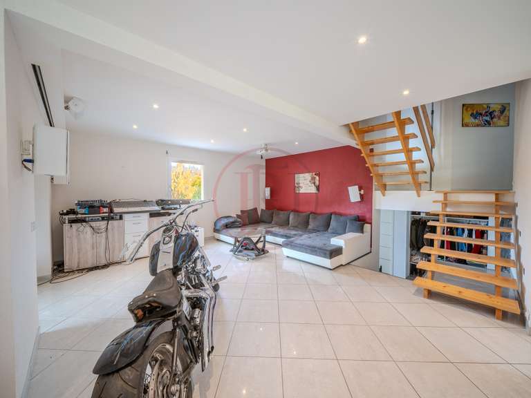 House Remoray-Boujeons - 4 bedrooms - 230m²