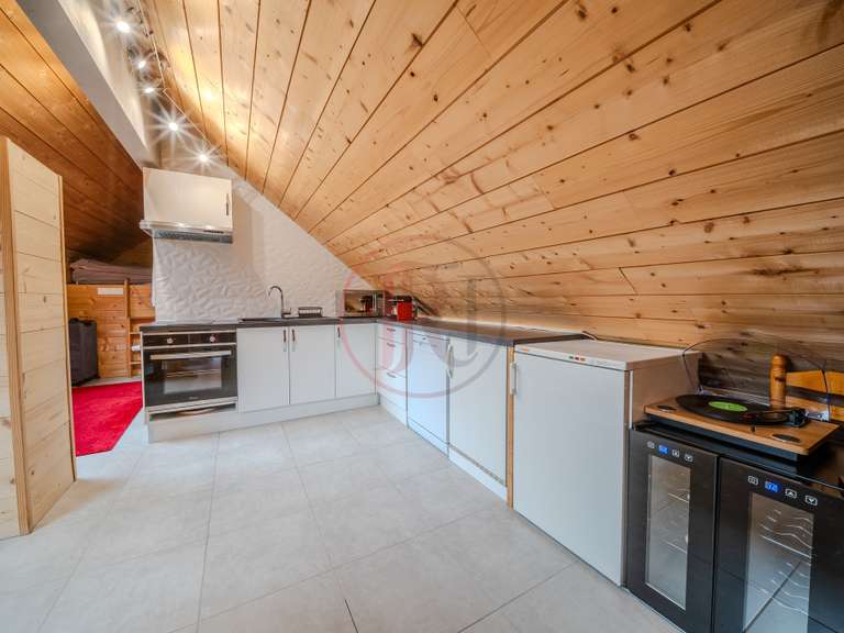 House Remoray-Boujeons - 4 bedrooms - 230m²