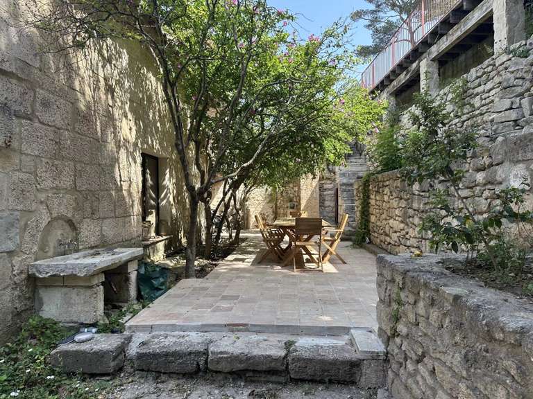 Maison Remoulins - 6 chambres - 440m²