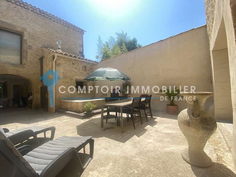 Maison Remoulins - 5 chambres - 230m²