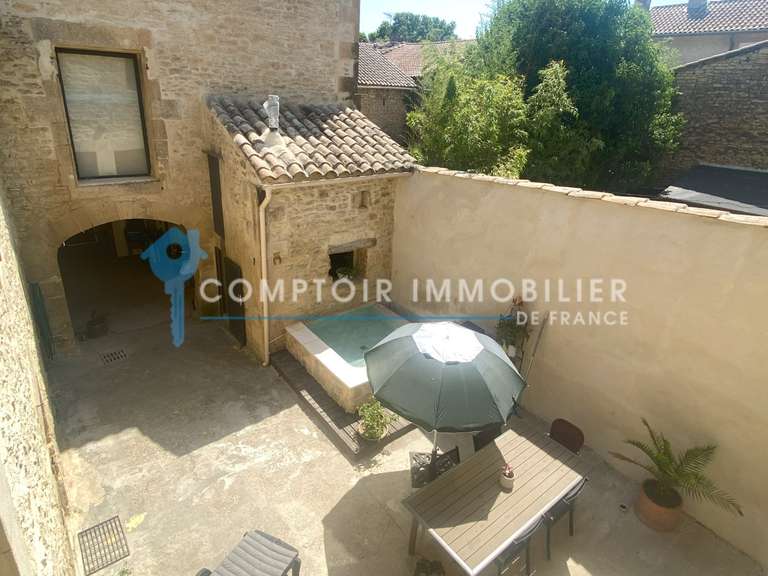 Maison Remoulins - 5 chambres - 230m²