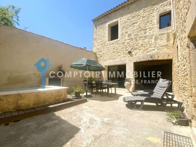 Maison Remoulins - 5 chambres - 230m²