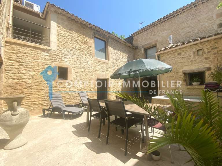 Maison Remoulins - 5 chambres - 230m²