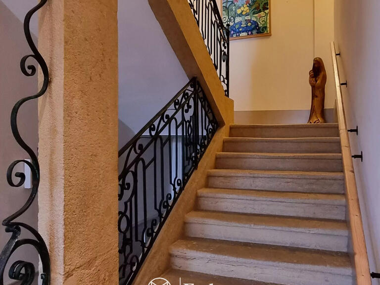 Property Renaison - 12 bedrooms - 630m²