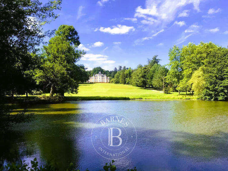 Vente Château Rennes - 8 chambres