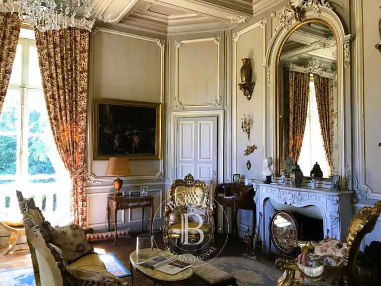 Vente Château Rennes - 9 chambres