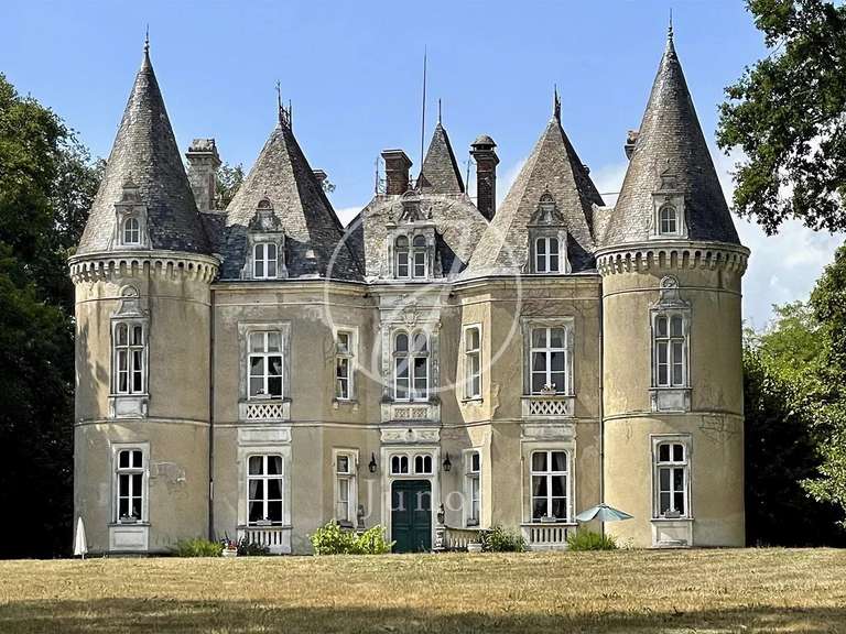 Château Rennes - 9 chambres - 1201m²