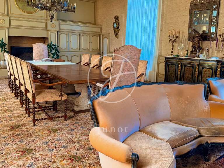 Château Rennes - 5 chambres - 800m²