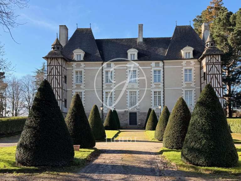 Château Rennes - 5 chambres - 800m²
