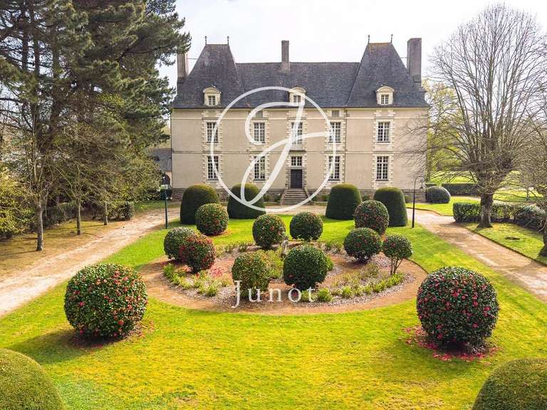 Château Rennes - 5 chambres - 800m²