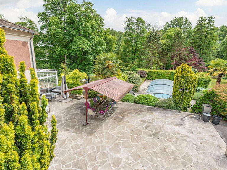 Property Rethel - 8 bedrooms