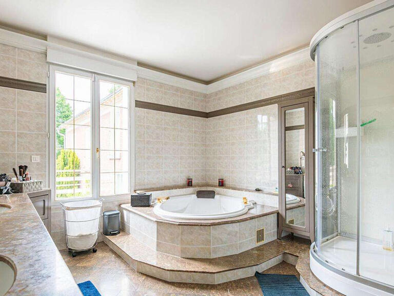 Property Rethel - 8 bedrooms