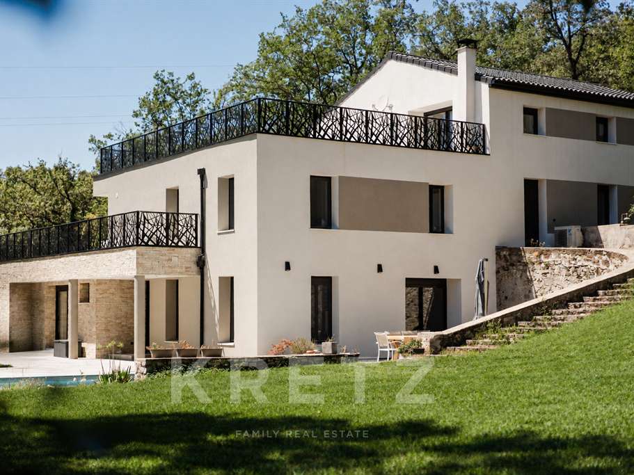 Maison Revel