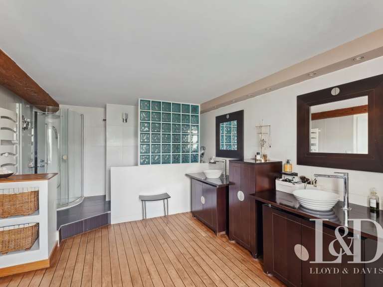 House Reventin-Vaugris - 5 bedrooms - 280m²