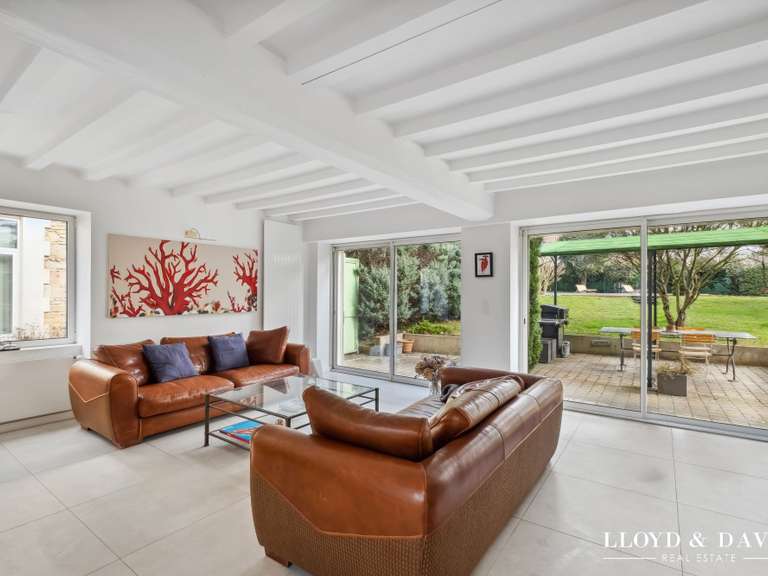 Maison Reventin-Vaugris - 5 chambres - 280m²