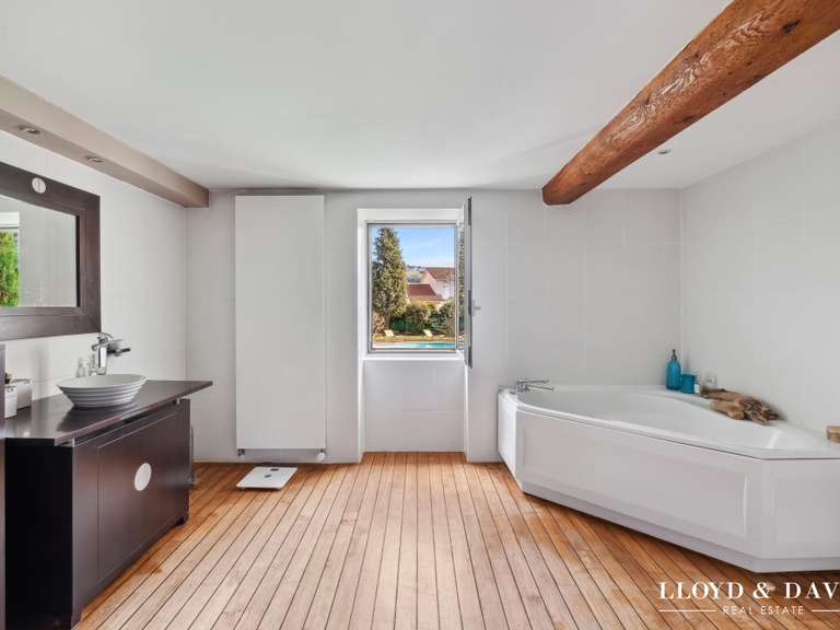 Maison Reventin-Vaugris - 5 chambres - 280m²