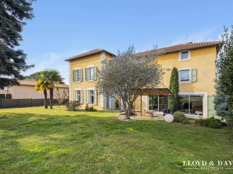 Maison Reventin-Vaugris - 5 chambres - 280m²