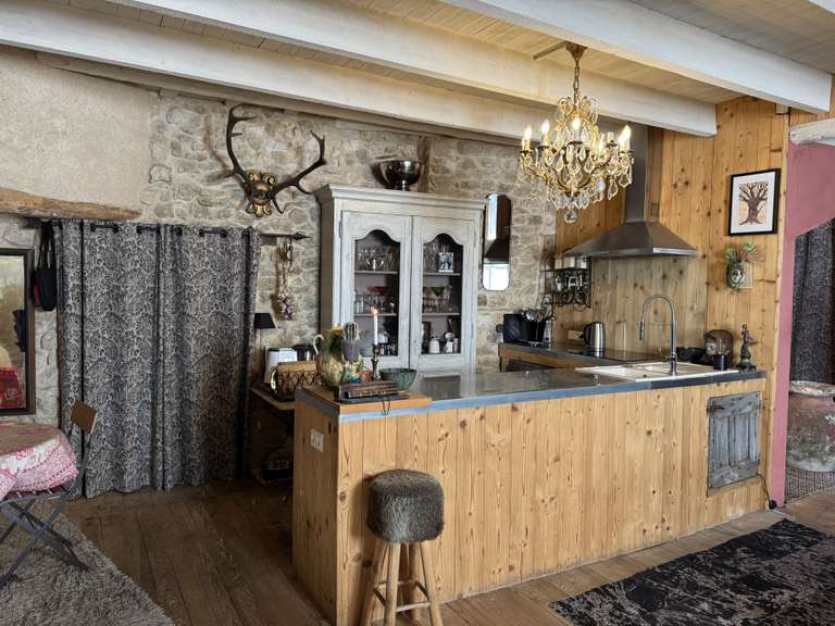 Maison Revest-du-Bion - 3 chambres - 300m²