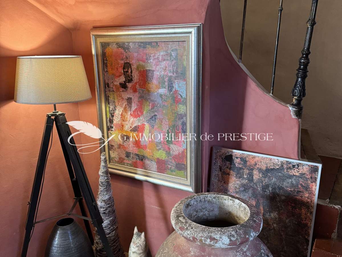 Maison Revest-du-Bion