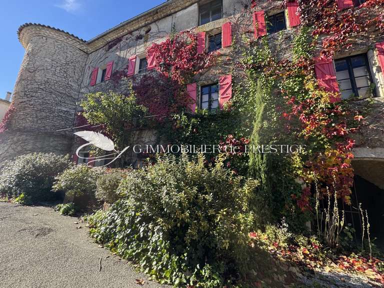 Maison Revest-du-Bion - 3 chambres - 300m²