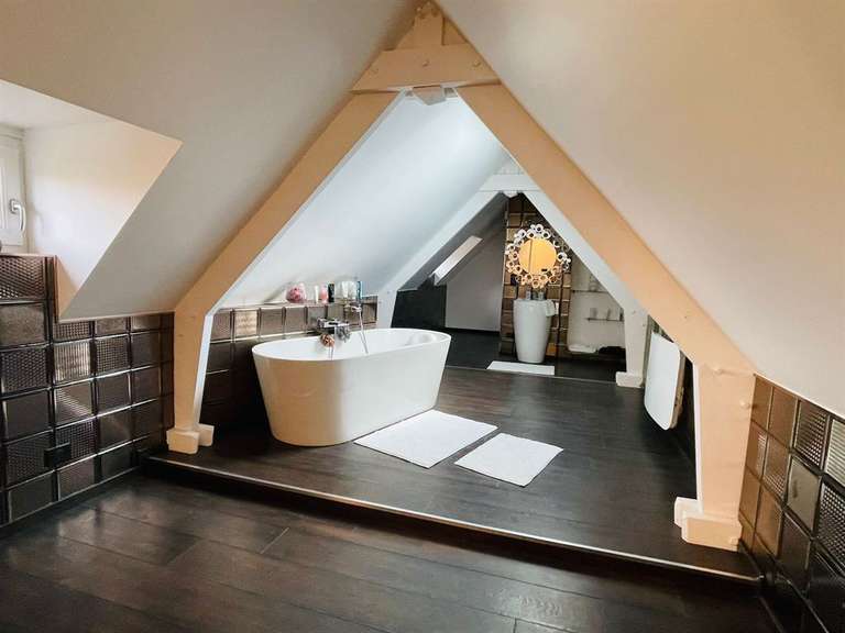 House Reviers - 7 bedrooms - 428m²