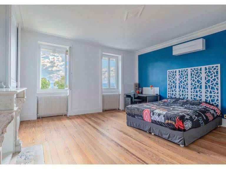 House Reyrieux - 6 bedrooms - 300m²