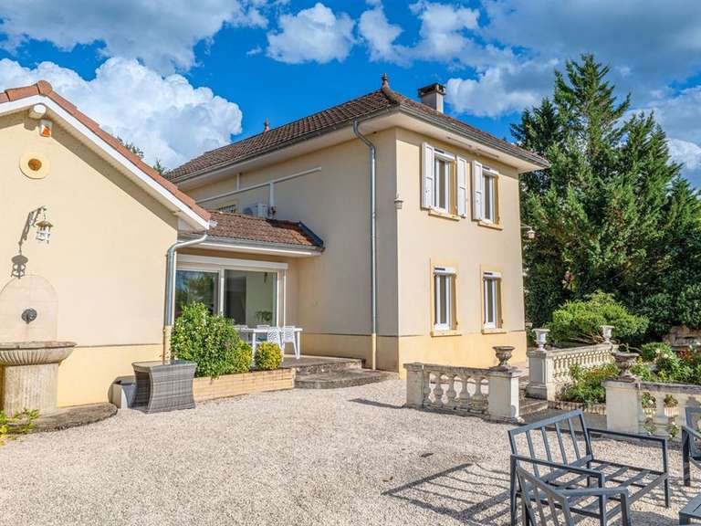 House Reyrieux - 6 bedrooms - 300m²