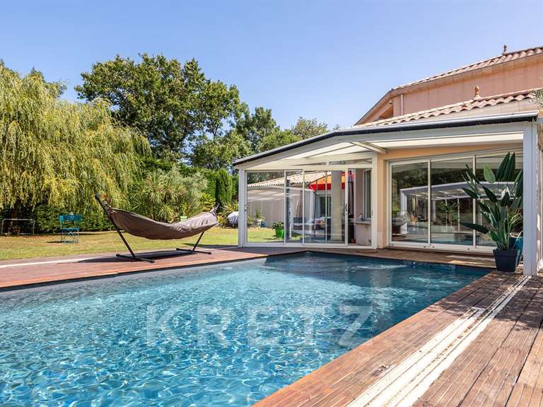 House Rezé - 4 bedrooms - 196m²