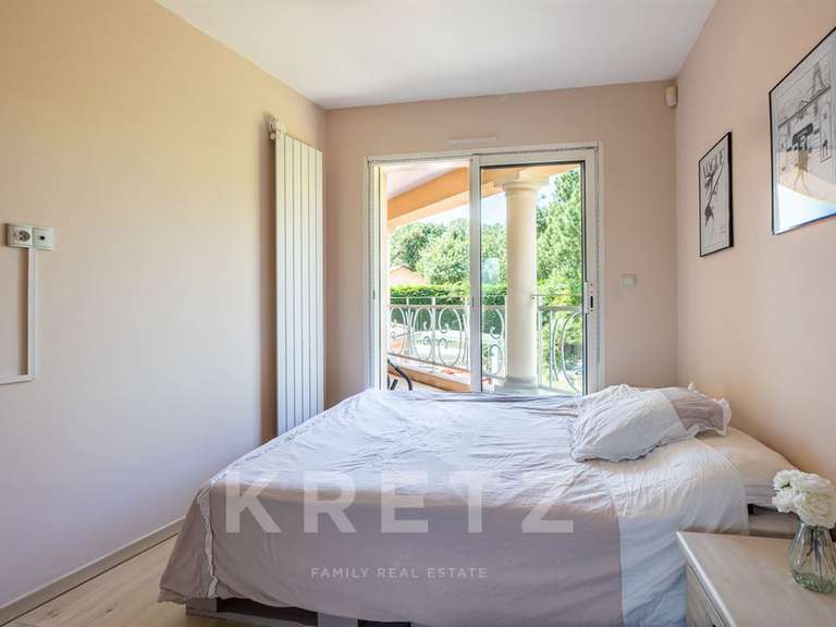 Maison Rezé - 4 chambres - 196m²