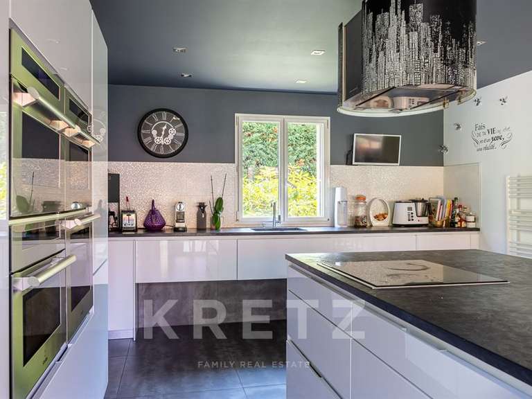 House Rezé - 4 bedrooms - 196m²