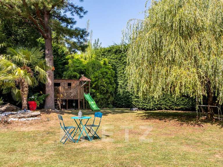 House Rezé - 4 bedrooms - 196m²