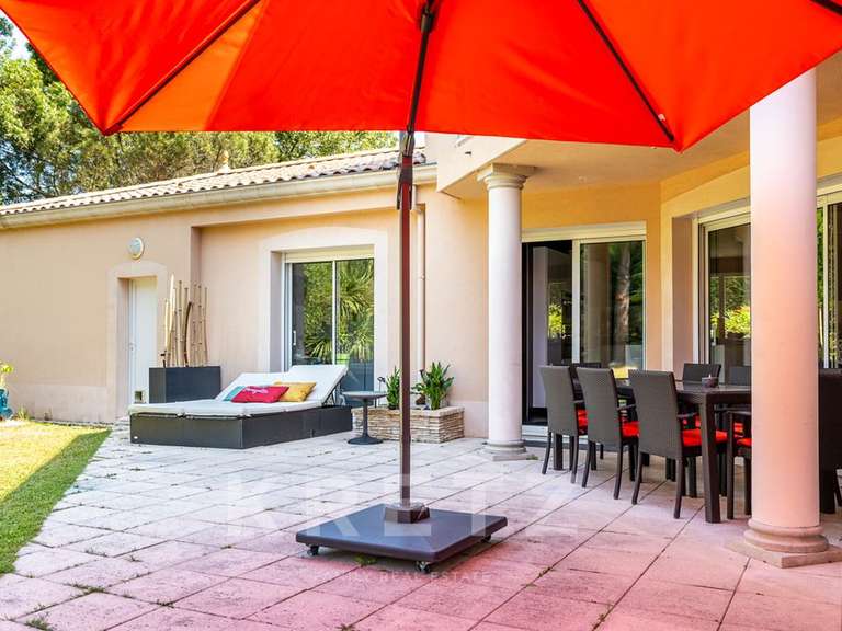 House Rezé - 4 bedrooms - 196m²