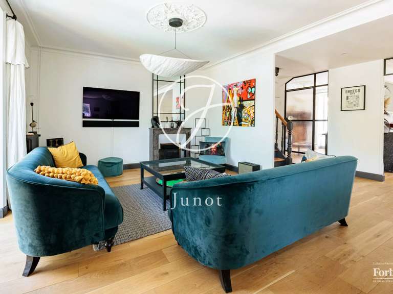 Maison Rezé - 4 chambres - 220m²