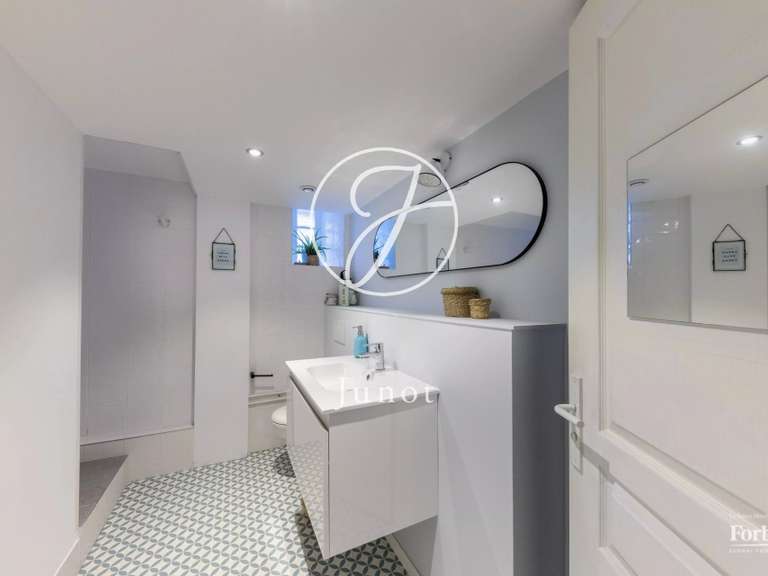 Maison Rezé - 4 chambres - 220m²