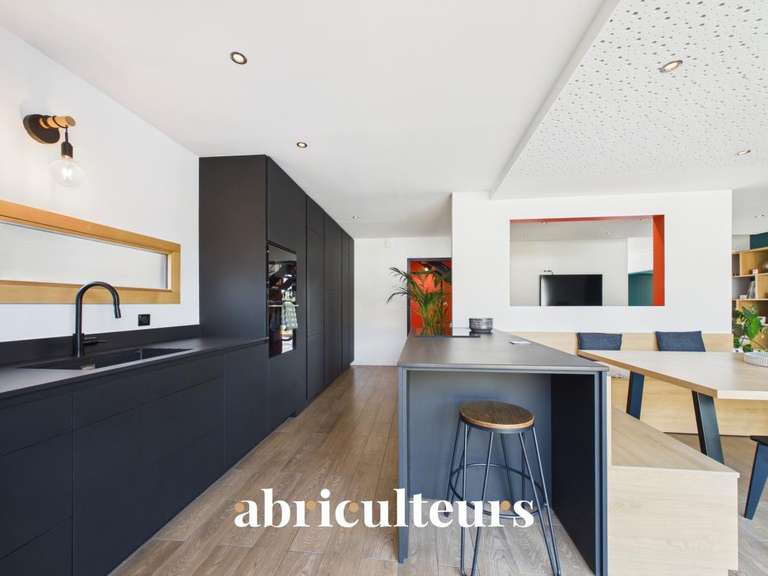 Maison Rezé - 5 chambres - 219m²