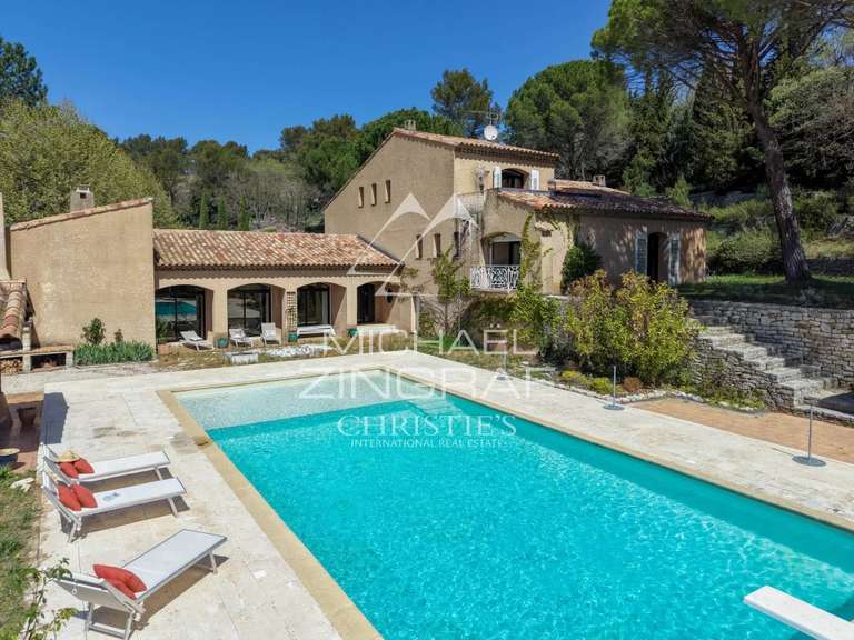 Propriété Rians - 6 chambres - 361m²