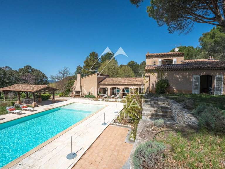 Propriété Rians - 6 chambres - 361m²
