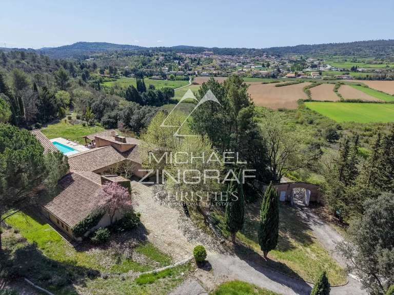 Propriété Rians - 6 chambres - 361m²
