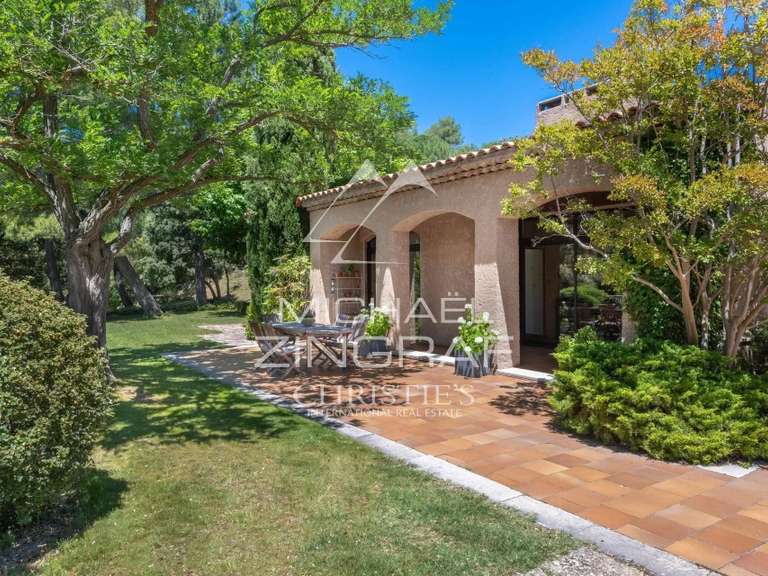 Propriété Rians - 6 chambres - 361m²