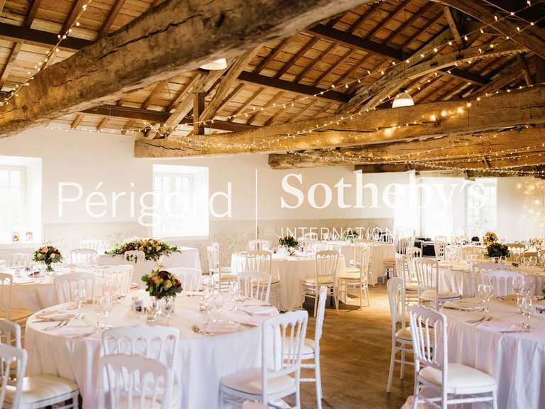 Château Ribérac - 20 chambres - 1380m²