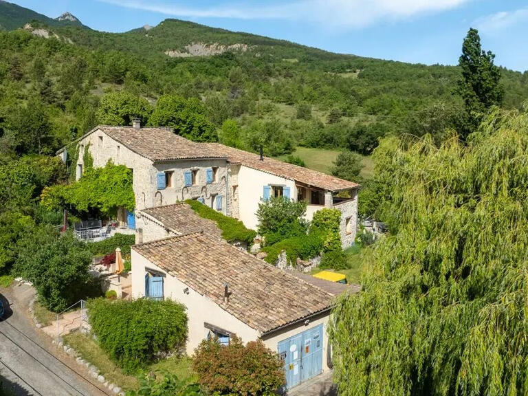 Maison Ribiers - 11 chambres - 365m²