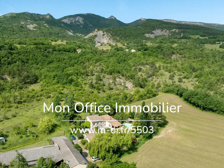 Maison Ribiers - 11 chambres - 365m²