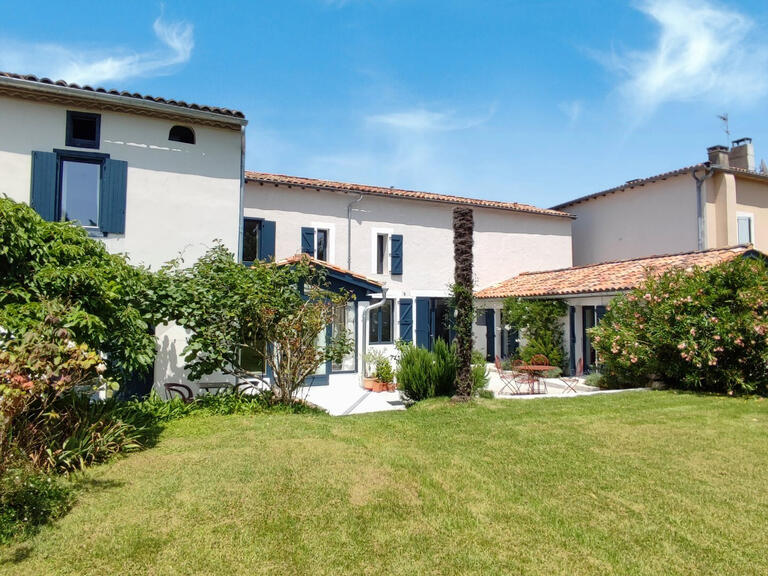 Maison Rieucros - 4 chambres - 238m²