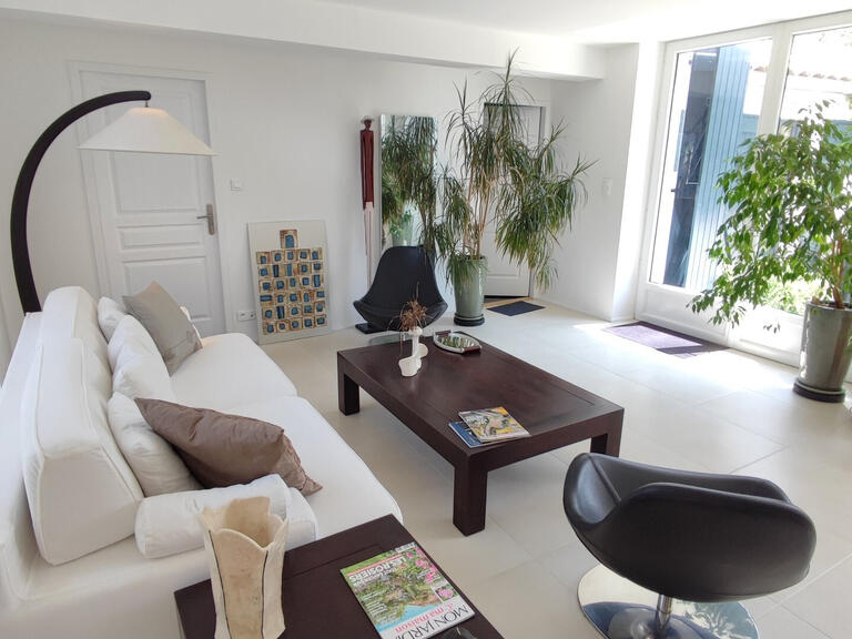 Maison Rieucros - 4 chambres - 238m²