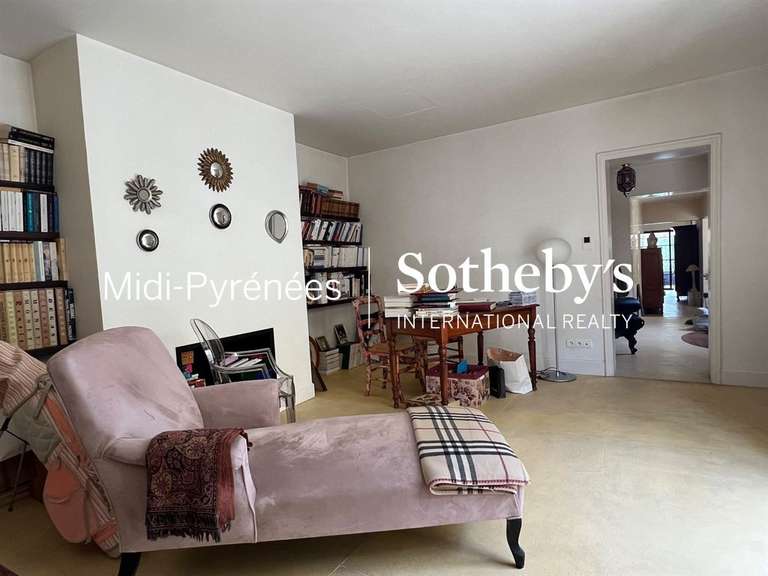 Maison Rieumes - 5 chambres - 375m²